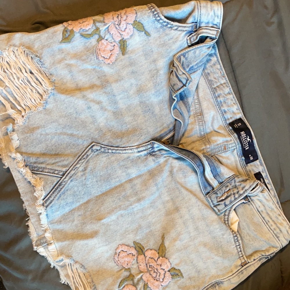 Hollister skirt